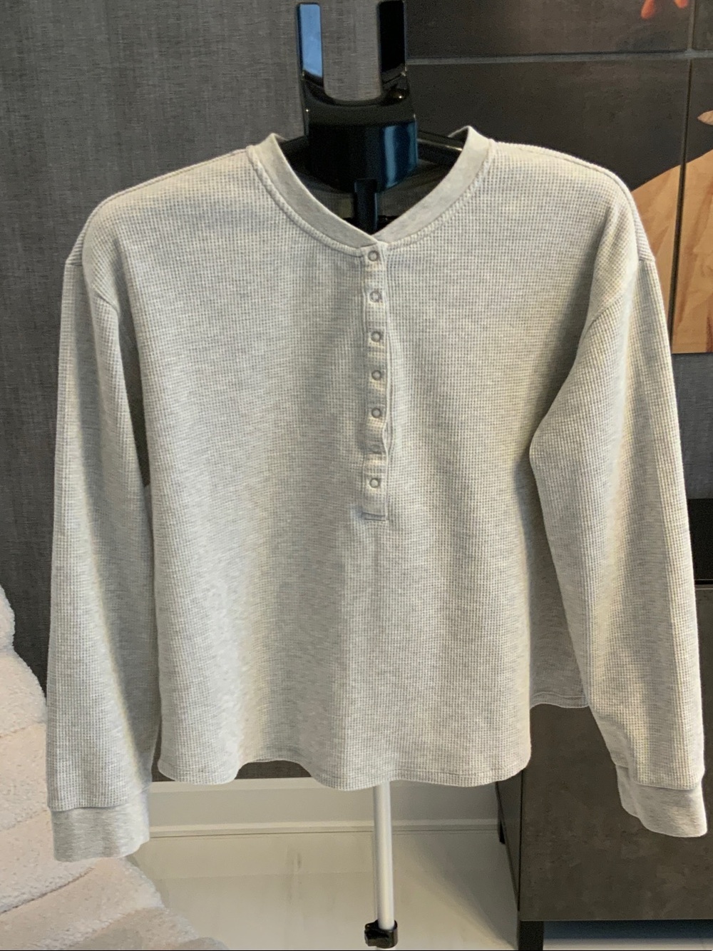 Tristan Long-Sleeve Waffle Henley Top - Light Gray L
